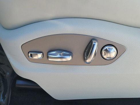 New 2026 Porsche Macan S AWD/4WD image 29