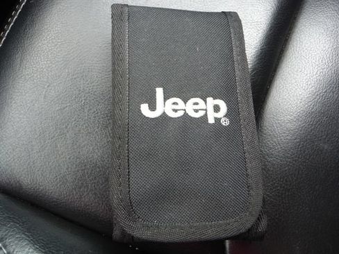 Used 2020 Jeep Gladiator Overland w/ Popular Equipment Package AWD/4WD image 56