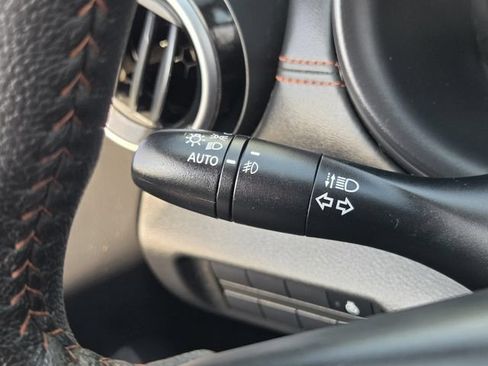 Used 2023 Nissan Kicks SR w/ SR Premium Package FWD image 30