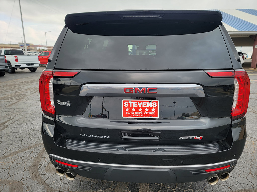 Used 2024 GMC Yukon XL AT4 AWD/4WD image 9