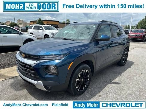 Used 2021 Chevrolet TrailBlazer LT w/ Convenience Package AWD/4WD image 1