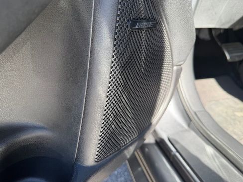 Used 2016 Nissan 370Z Touring image 12