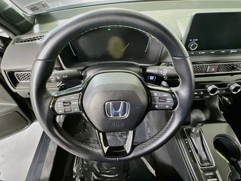 Used 2024 Honda Civic Sport image 11