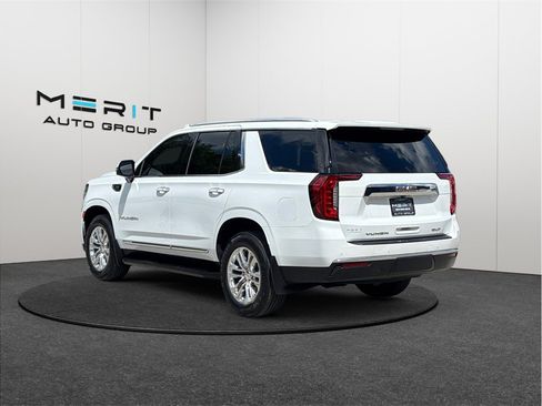 Used 2022 GMC Yukon SLT w/ SLT Premium Package RWD image 7