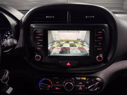 Used 2021 Kia Soul X-Line image 23