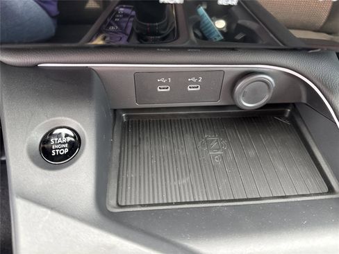 New 2026 Nissan Sentra SR w/ Floor Mat Package FWD image 27