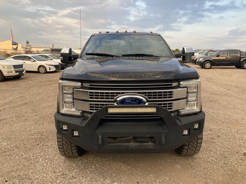 Used 2018 Ford F350 Platinum w/ Platinum Ultimate Package AWD/4WD image 10