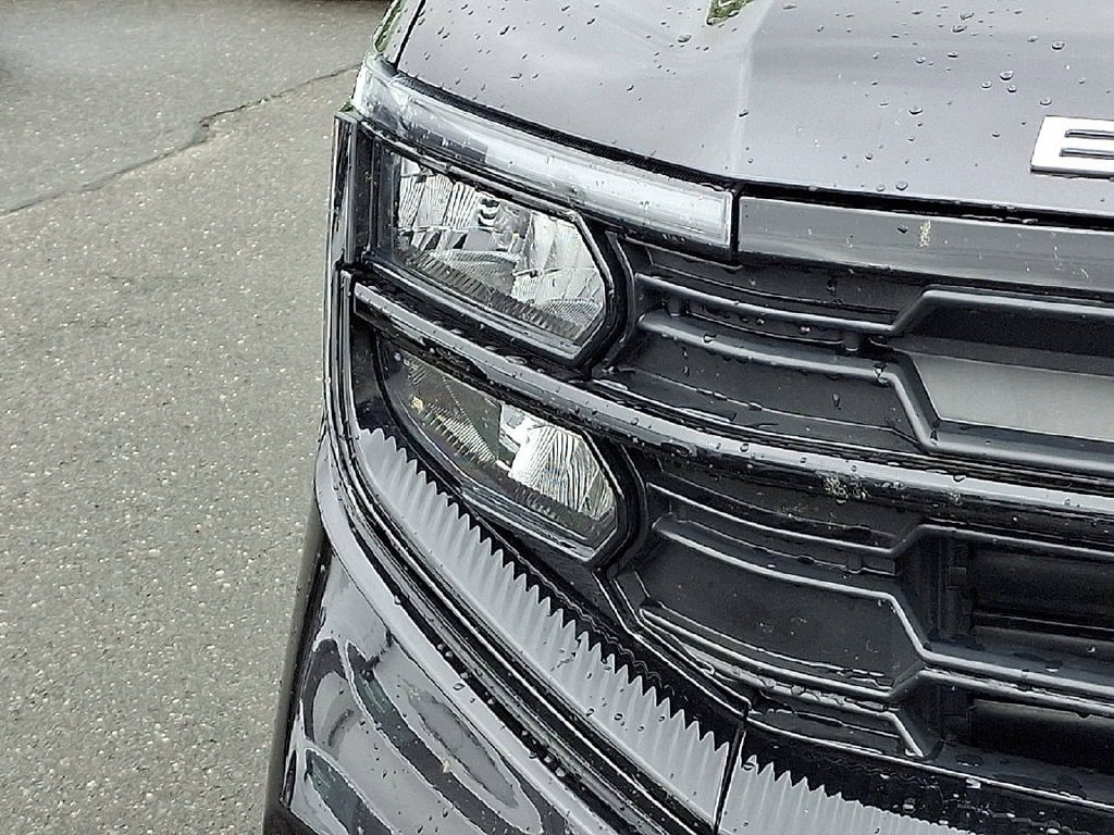 Used 2025 Ford Expedition Active AWD/4WD image 9