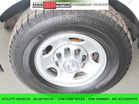 Used 2018 Chevrolet Express 3500 w/ Power Convenience Package image 14