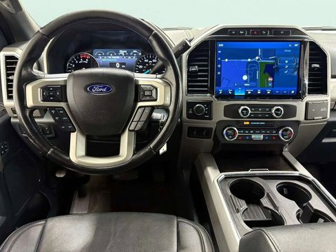 Used 2022 Ford F250 Lariat image 19