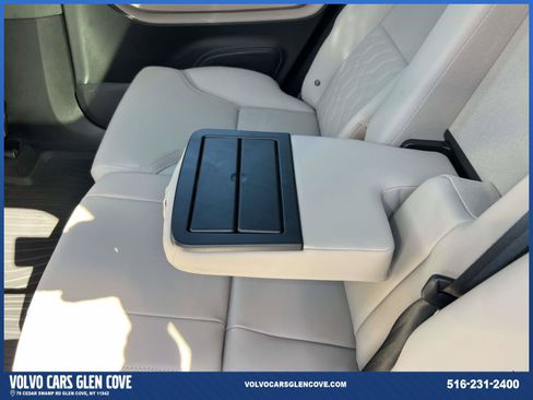 Used 2026 Volvo XC90 B6 Plus w/ Protection Package Premier AWD/4WD image 12