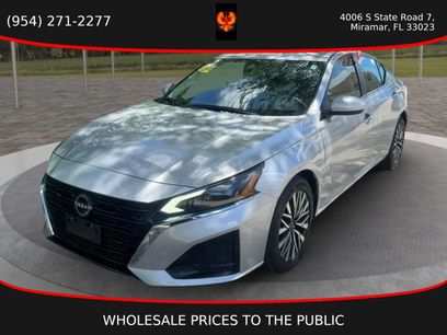 Used 2023 Nissan Altima 2.5 SV