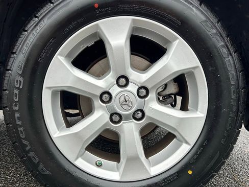 Used 2010 Toyota RAV4 Limited FWD image 26
