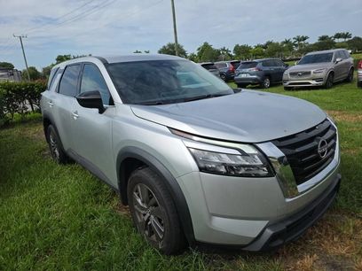 Certified 2024 Nissan Pathfinder S
