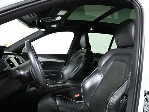 Used 2019 Volvo XC90 T5 R-Design w/ Protection Package Premier image 5