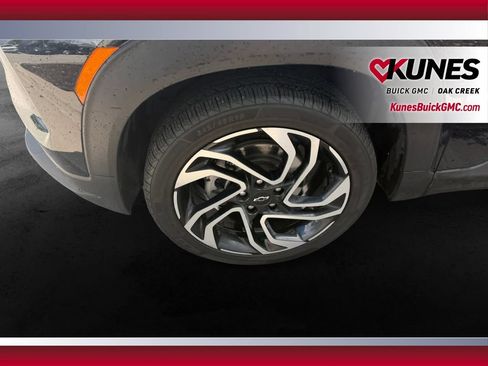 Used 2024 Chevrolet TrailBlazer RS w/ Convenience Package FWD image 13