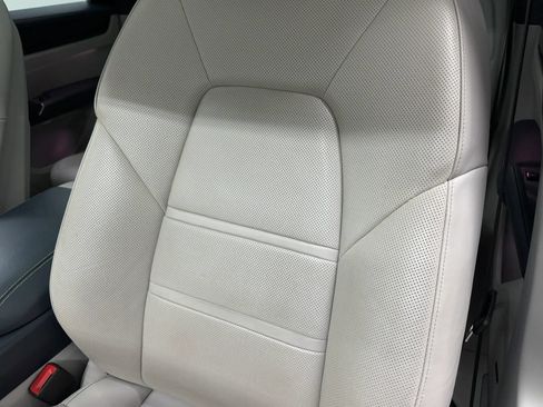 Used 2019 Porsche Cayenne AWD/4WD image 33