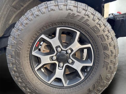Used 2020 Jeep Wrangler Unlimited Rubicon AWD/4WD image 14