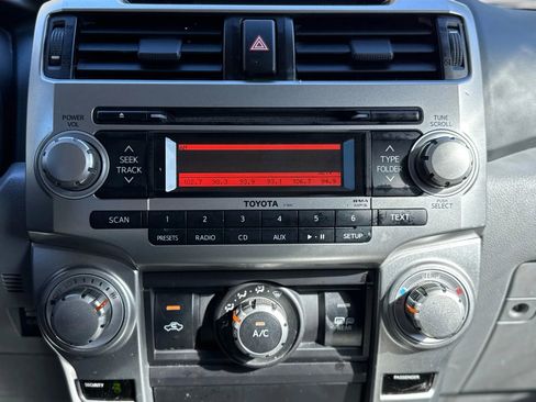Used 2013 Toyota 4Runner Limited RWD image 31