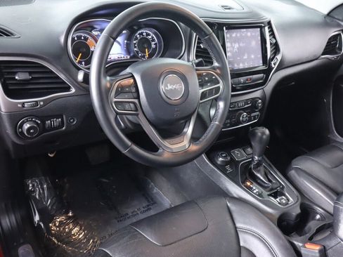 Used 2020 Jeep Cherokee Limited AWD/4WD image 9