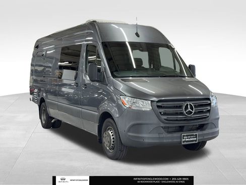 Used 2022 Mercedes-Benz Sprinter 4500 w/ Parking Package image 1
