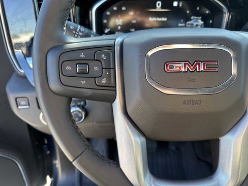 Used 2023 GMC Sierra 1500 SLE image 20