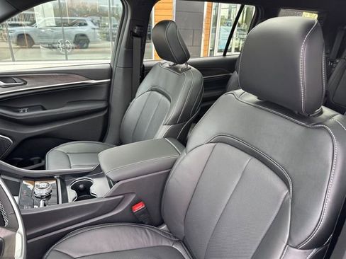 New 2026 Jeep Grand Cherokee L Limited AWD/4WD image 22