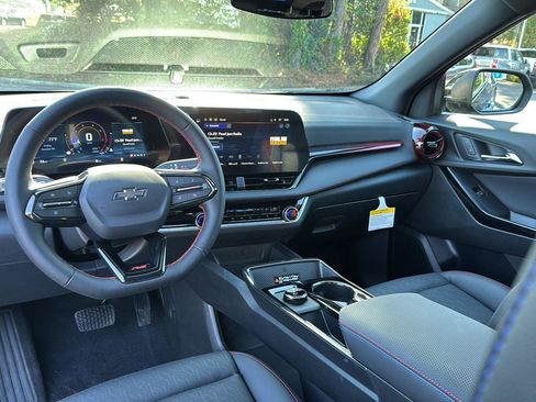 New 2026 Chevrolet Equinox RS w/ Convenience Package III image 16