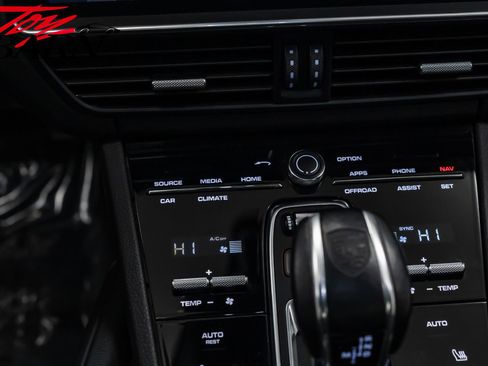 Used 2022 Porsche Cayenne S image 42