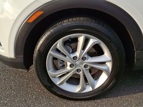 Certified 2023 Buick Encore GX Preferred FWD image 8
