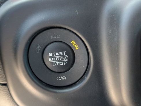 Used 2021 Jeep Wrangler Unlimited Rubicon AWD/4WD image 23