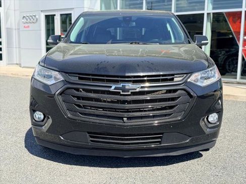 Used 2021 Chevrolet Traverse Premier w/ Redline Edition AWD/4WD image 9