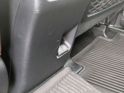 Used 2022 Toyota 4Runner Limited image 28