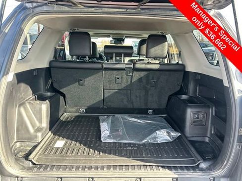 Used 2022 Toyota 4Runner TRD Off-Road Premium image 10