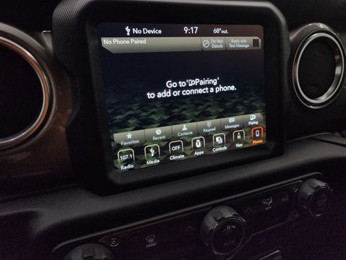 Used 2018 Jeep Wrangler Unlimited Sahara image 46