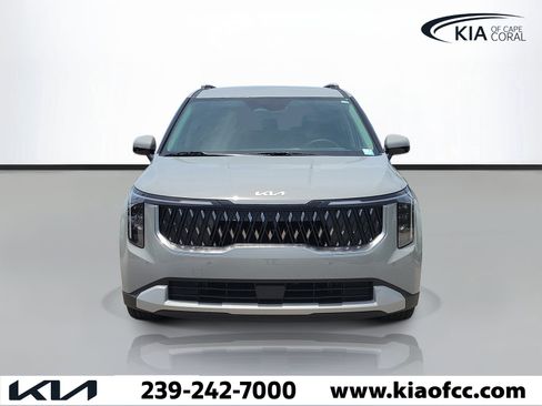 New 2026 Kia Carnival EX FWD image 2