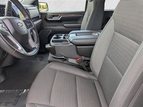 Used 2025 Chevrolet Silverado 1500 LT RWD image 24