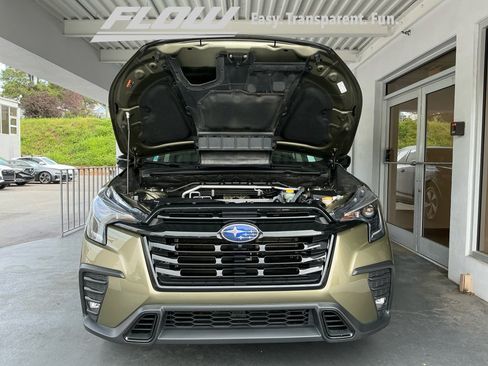 Certified 2024 Subaru Ascent Onyx Edition Limited w/ Popular Package Onyx AWD/4WD image 20