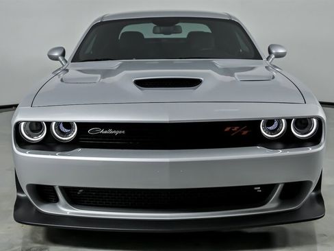 Used 2023 Dodge Challenger R/T Scat Pack RWD image 5