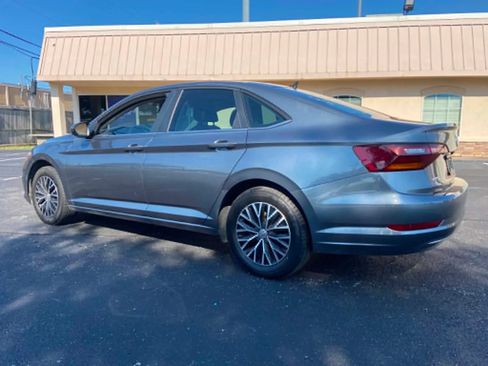 Used 2019 Volkswagen Jetta SE FWD image 5