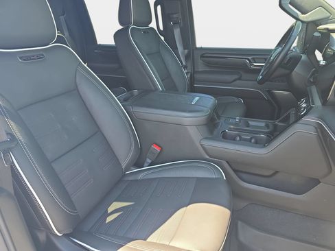 Used 2026 GMC Sierra 2500 AT4X AWD/4WD image 10