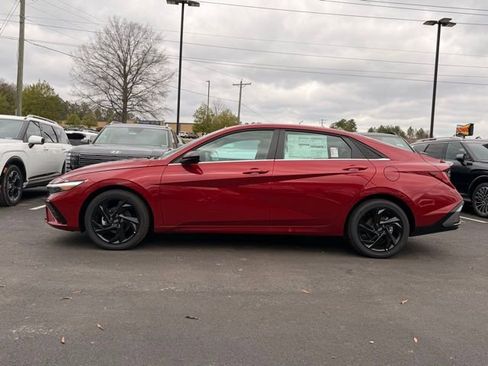 New 2026 Hyundai Elantra Sport FWD image 4