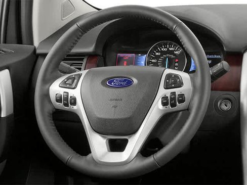 Used 2014 Ford Edge SEL w/ Equipment Group 205A FWD image 9