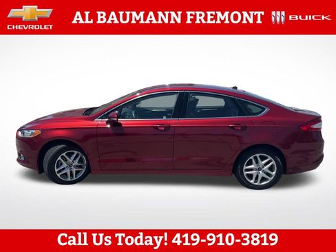 Used 2014 Ford Fusion SE w/ Equipment Group 202A FWD image 3