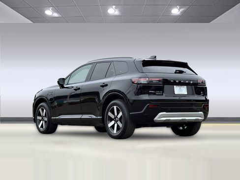 Used 2024 Honda Prologue Touring image 3