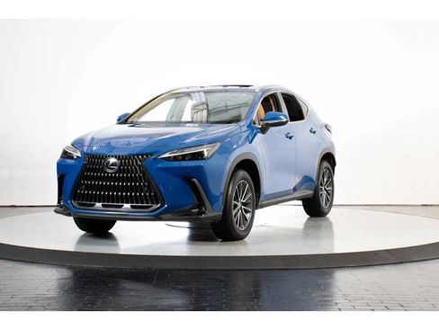 Certified 2025 Lexus NX 250 FWD w/ Towing Package (2000 Lbs) image 1