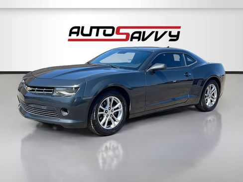 Used 2015 Chevrolet Camaro LT RWD image 3