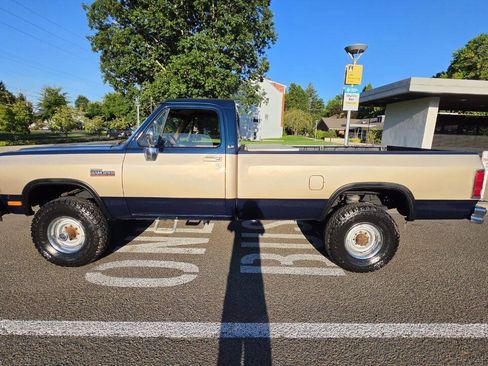 Used 1993 Dodge D/W Truck 250 AWD/4WD image 8