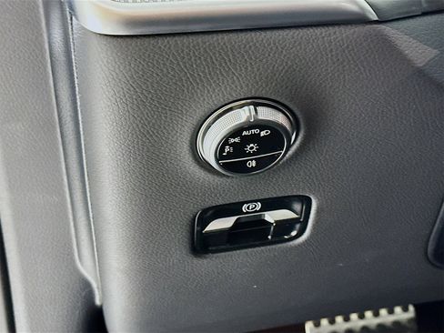 New 2026 Mercedes-Benz GLC 43 AMG GLC 43 AMG image 11