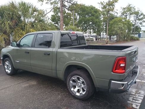 Used 2026 RAM 1500 Big Horn AWD/4WD image 3